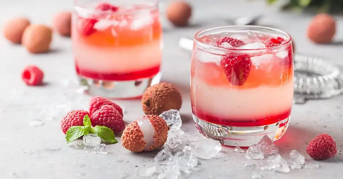 Orzeźwiający napój z liczi: proste przepisy na pyszne drinki