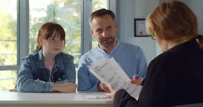 Kiedy dyrektor może odmówić przyjęcia dziecka do szkoły: prawne aspekty