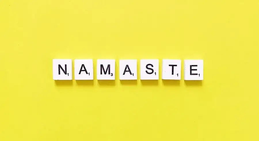 Namaste: Więcej niż pozdrowienie? Poznaj jego prawdziwe znaczenie