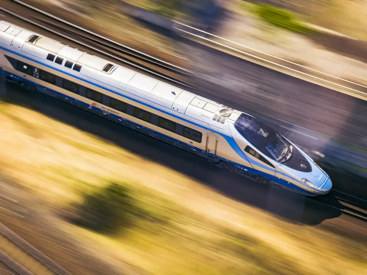 Rozkład jazdy PKP IC 2026: Sprawdź, kup bilet i uniknij niespodzianek