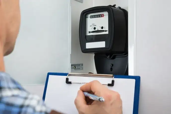 Dopłaty do prądu 2025 - sprawdź kto może otrzymać dofinansowanie do energii elektrycznej!