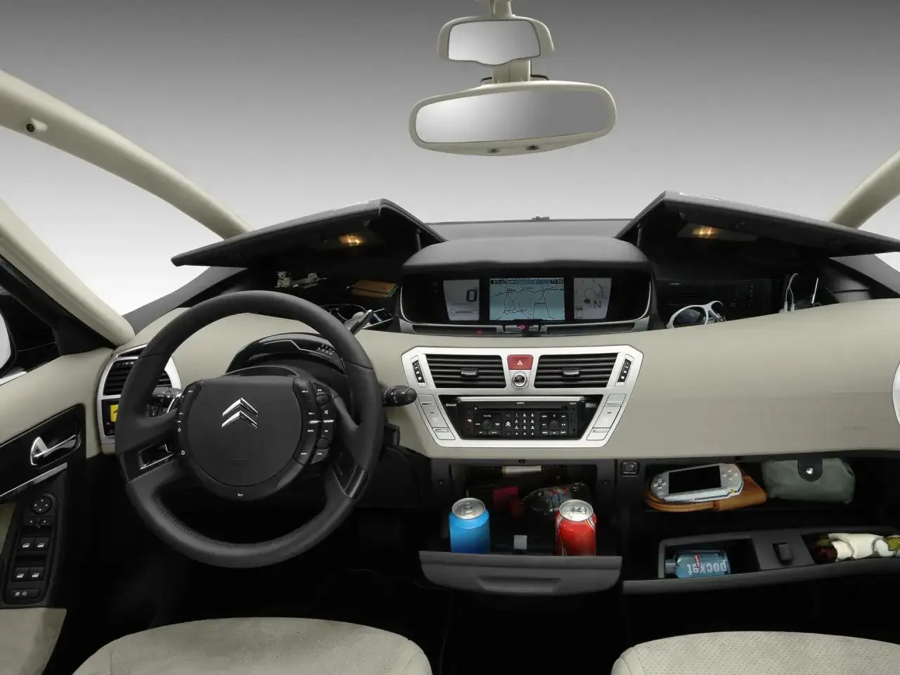 Citroen C4 Grand Picasso: Wnętrze i opinie, które mogą zaskoczyć