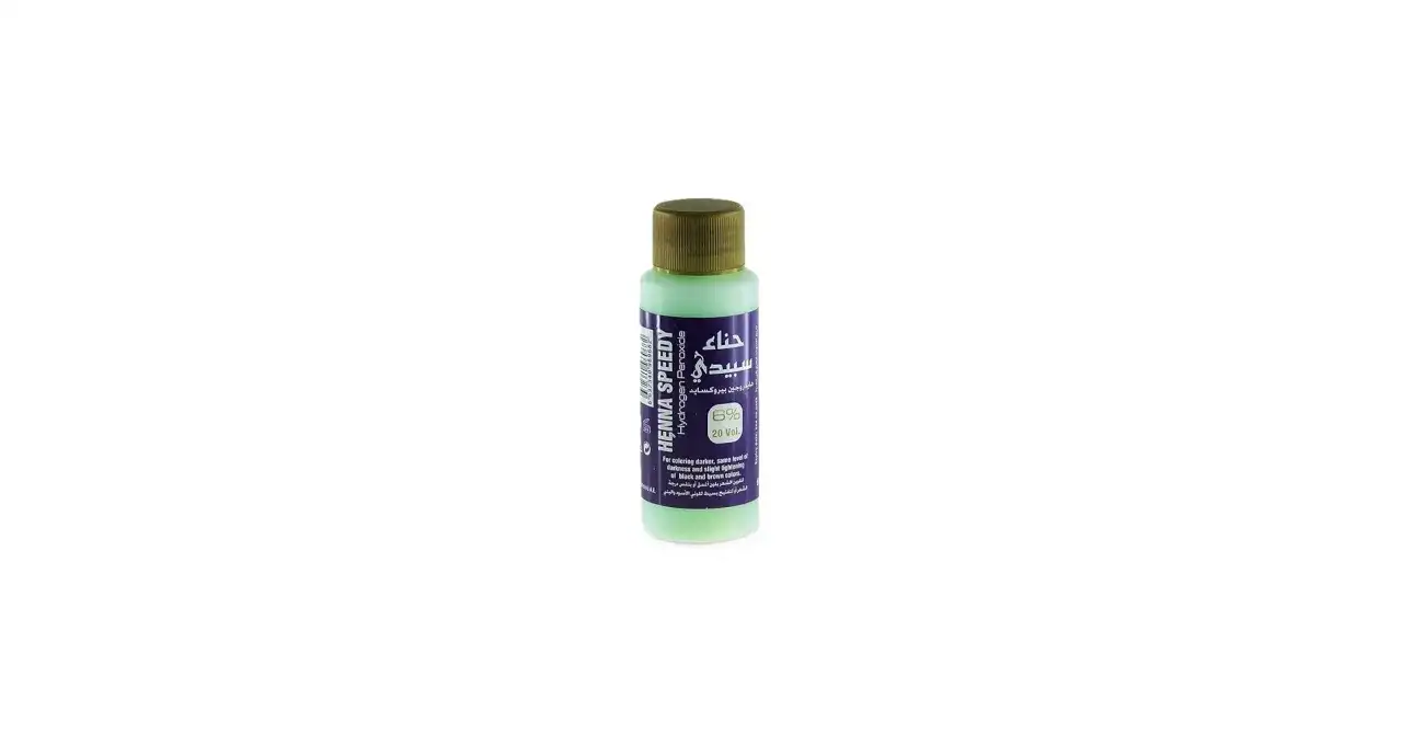 Butelka z zielonym płynem i etykietą "HENNA SPEEDY Hydrogen Peroxide 6%".