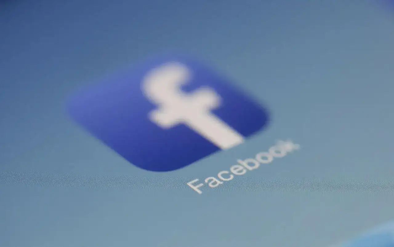 Odrzucone zaproszenie na FB? Jak i kiedy wysłać je ponownie!