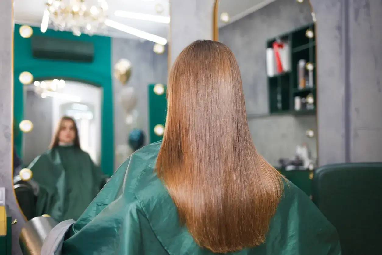 Co to jest botox na włosy i jak może uratować Twoje zniszczone kosmyki