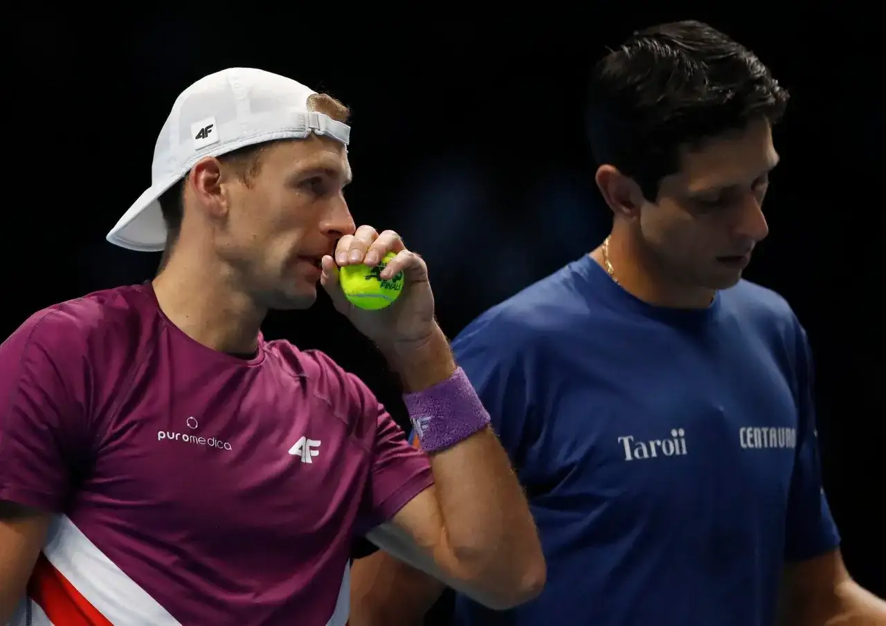 Hurkacz i Kubot: Wyniki meczów debla, analiza spotkań i osiągnięcia
