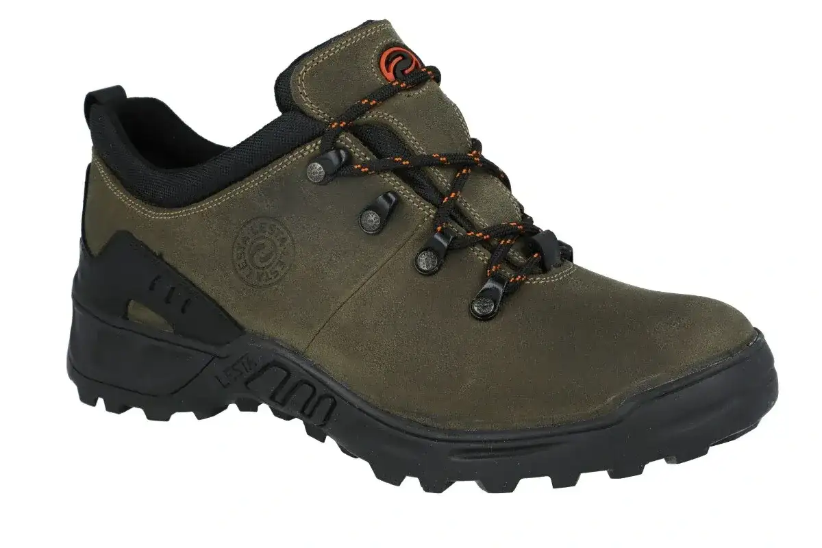Buty trekkingowe damskie: wybierz komfort i bezpieczeństwo na szlaku!