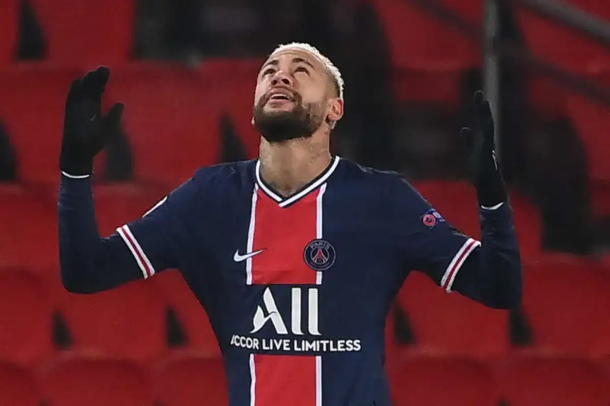 Neymar – astronomiczne zarobki gwiazdy futbolu. Ile naprawdę dostaje miesięcznie?