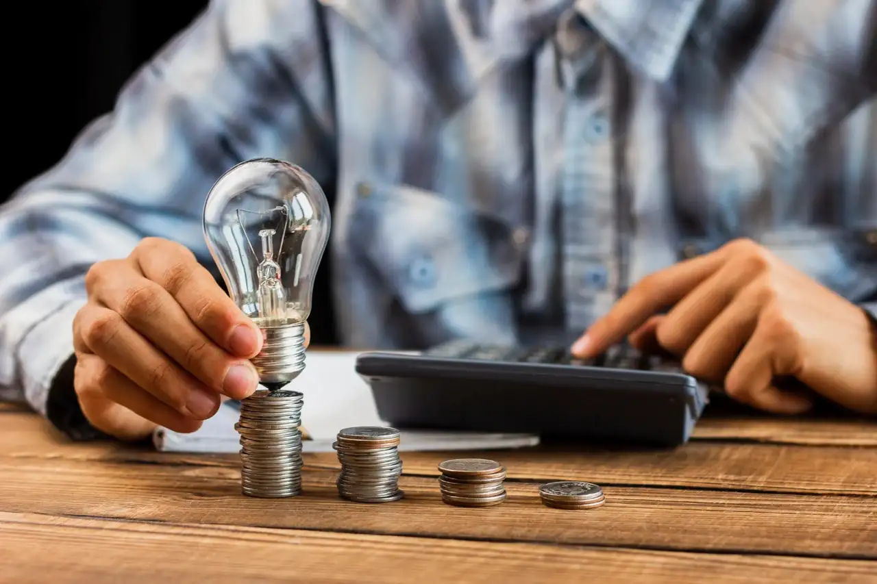 Jak oszczędzać energię? Sposoby na zrównoważony tryb życia