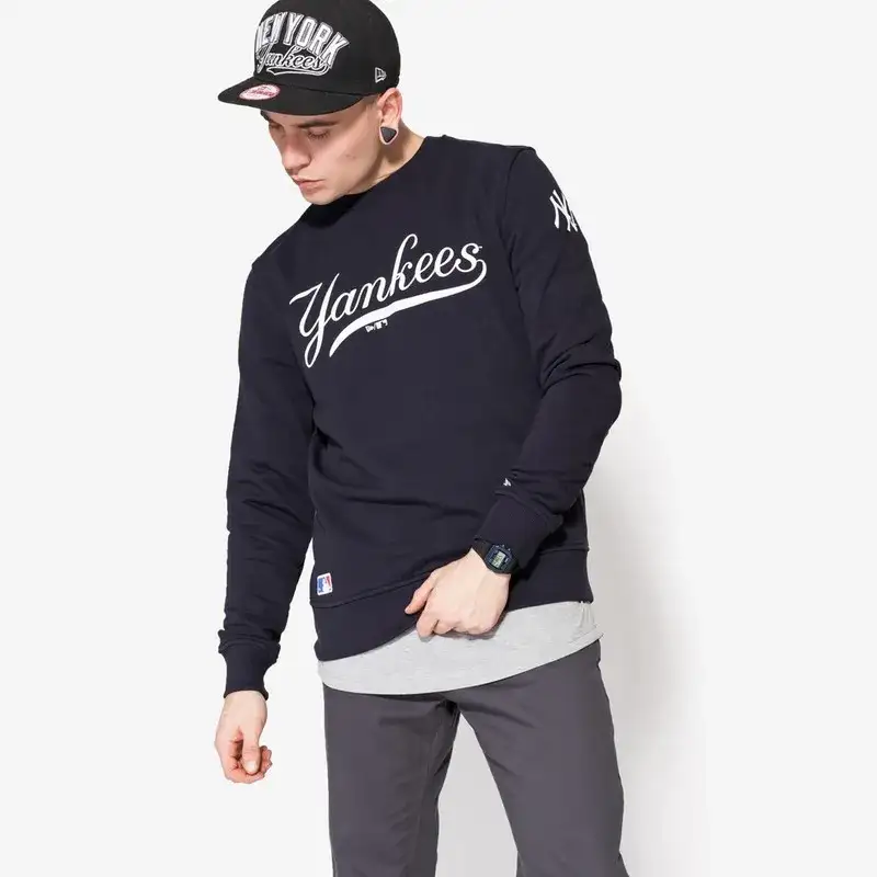 Jak nosić czapkę snapback, aby uniknąć modowych faux pas