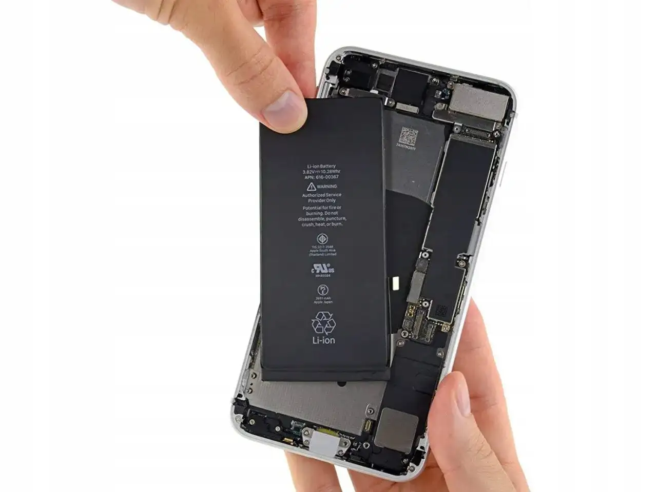 Ile kosztuje wymiana baterii w iPhone 7? Sprawdź ceny i oferty