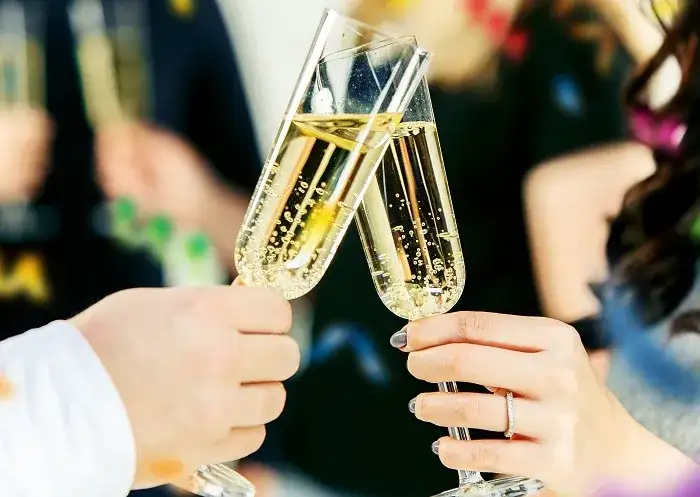 W jakim kraju pije się najwięcej alkoholu? Zaskakujące statystyki!