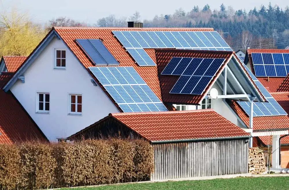 Ile paneli potrzebujesz do instalacji 3 kW? Oblicz to łatwo!