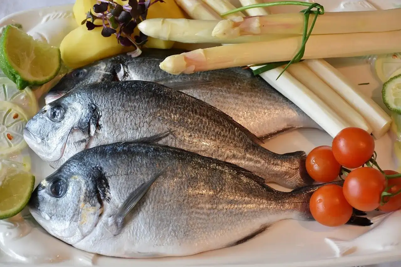 Jakie warzywa do ryby? Odkryj najlepsze połączenia smakowe