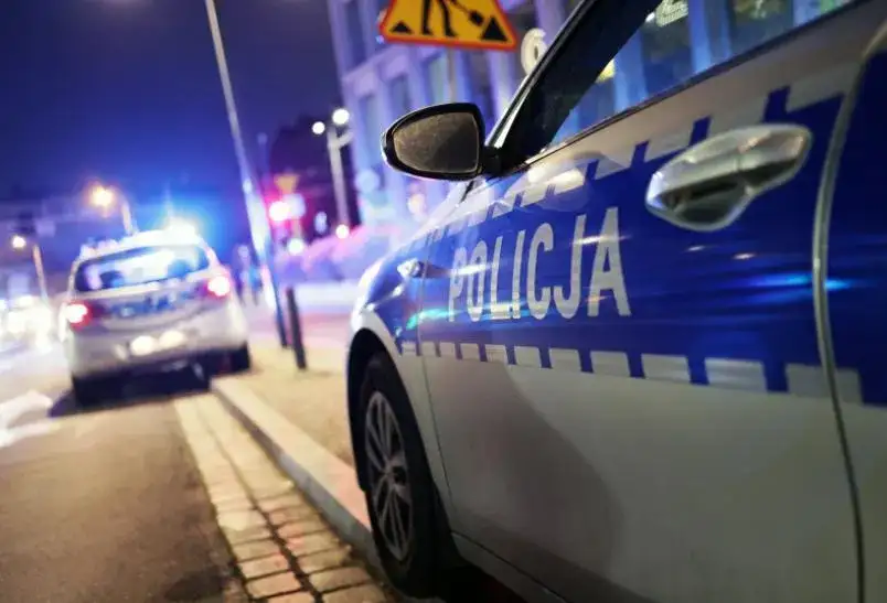 Kiedy policja może wejść do domu bez nakazu? Poznaj swoje prawa