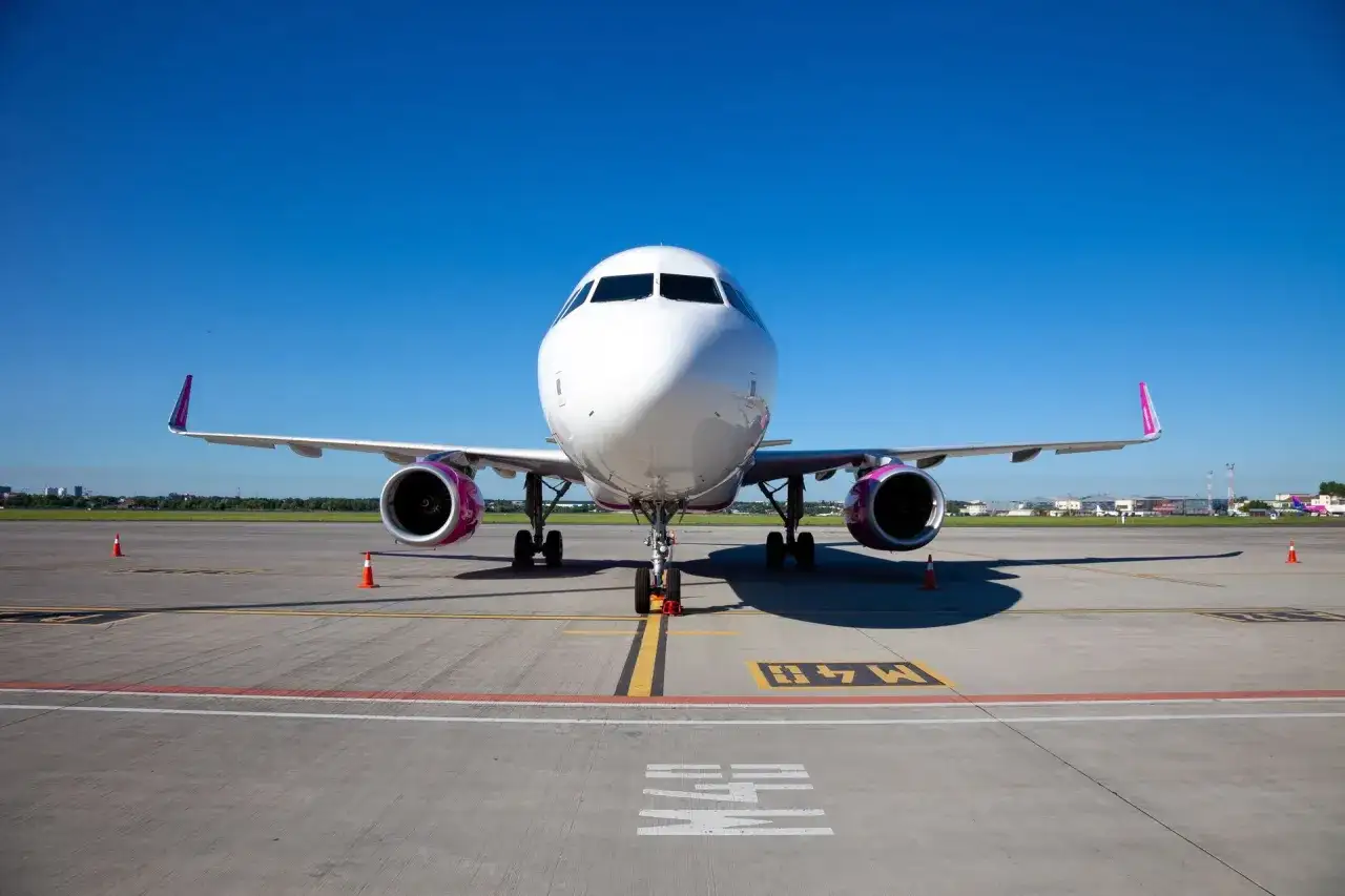 Dlaczego WizzAir odwołuje loty? Oto szokujące powody tych zmian