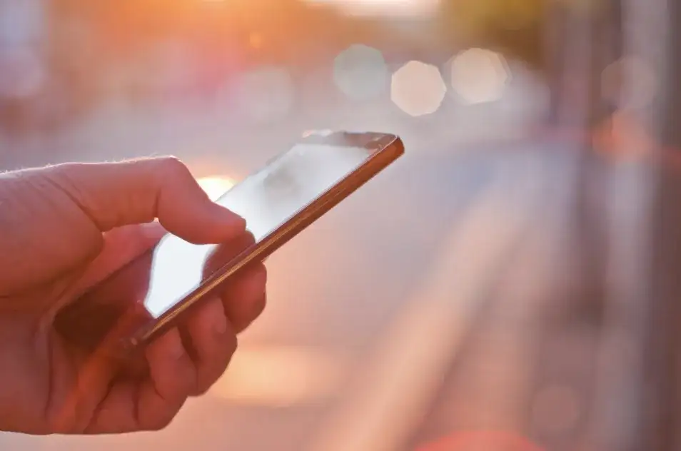 Jak mobilne technologie zmieniły sposób, w jaki gramy online