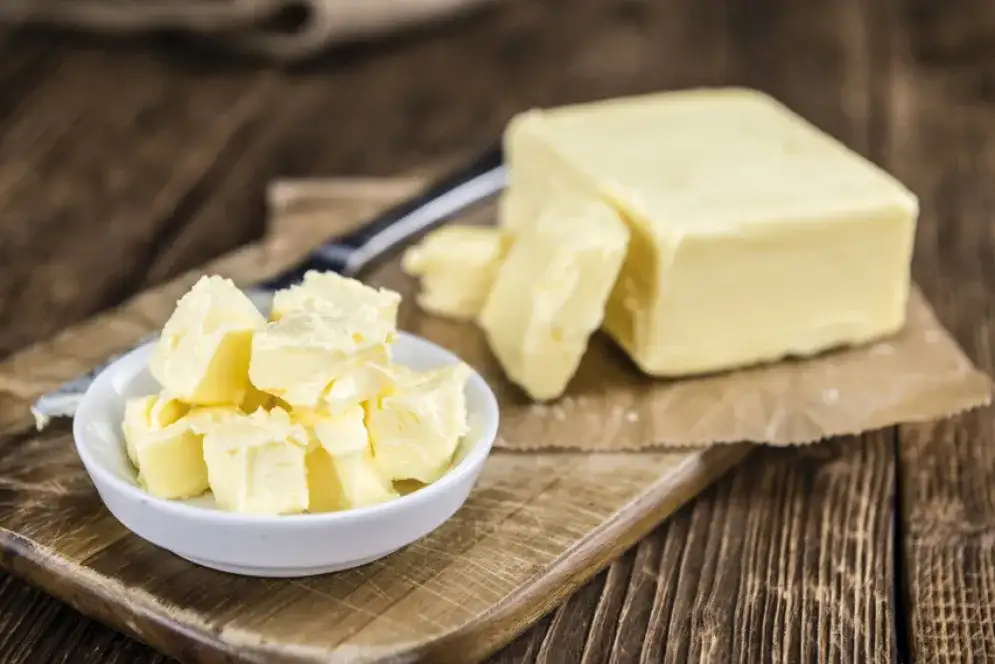 Ile to 75g masła? Przelicznik i zamienniki w kuchni
