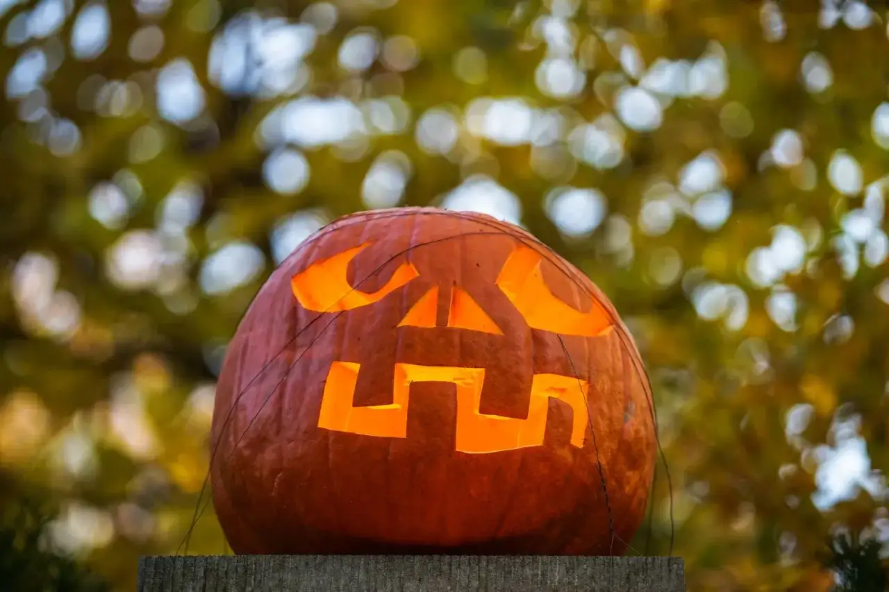 Czy Halloween to grzech? Odkryj kontrowersje i różne opinie