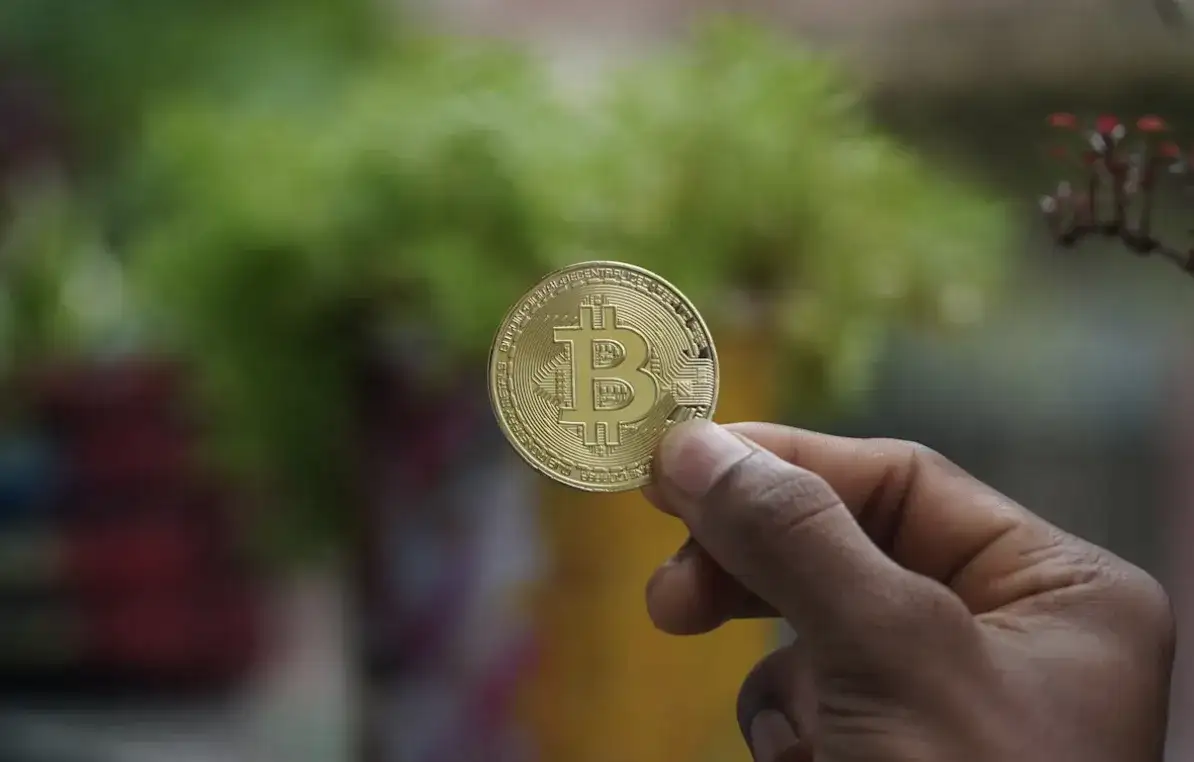 Zabawne tokeny, poważne pieniądze - jak memecoiny stały się globalnym fenomenem