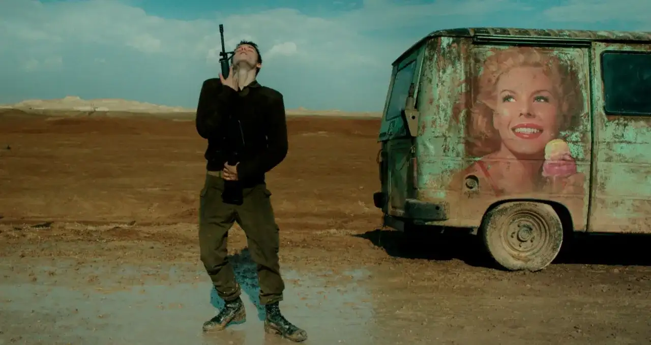 Foxtrot Maoza - kontrowersyjny dramat o traumie wojny w Izraelu