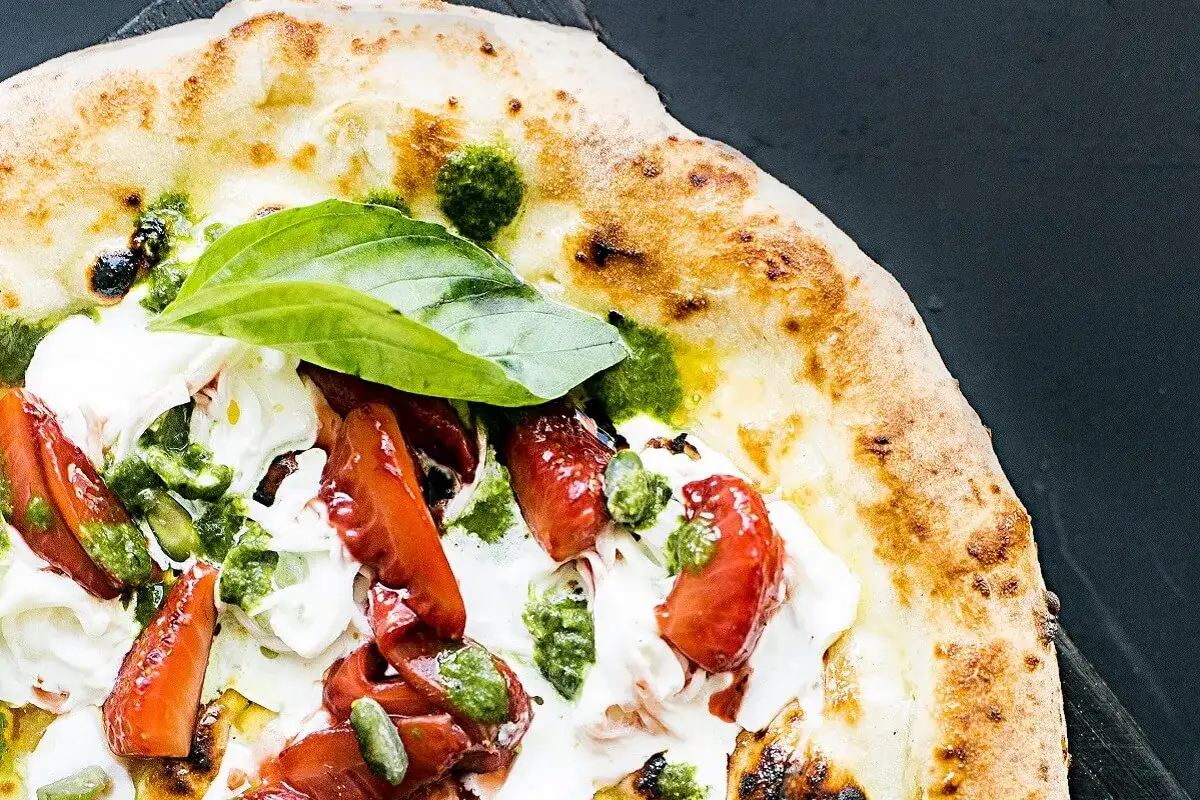 Pizza: Która ma najmniej kalorii? Praktyczny przewodnik