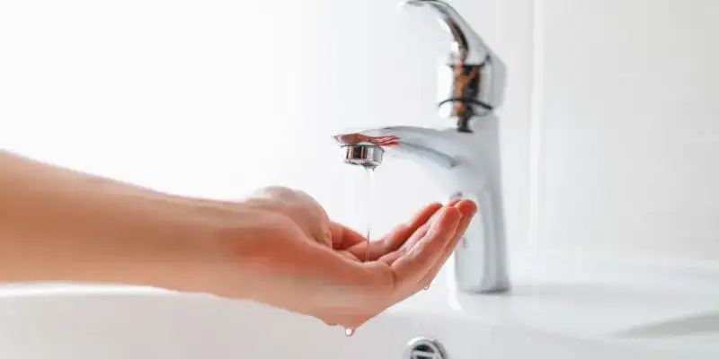 Jak sprawdzić ciśnienie wody w kranie i uniknąć problemów z instalacją