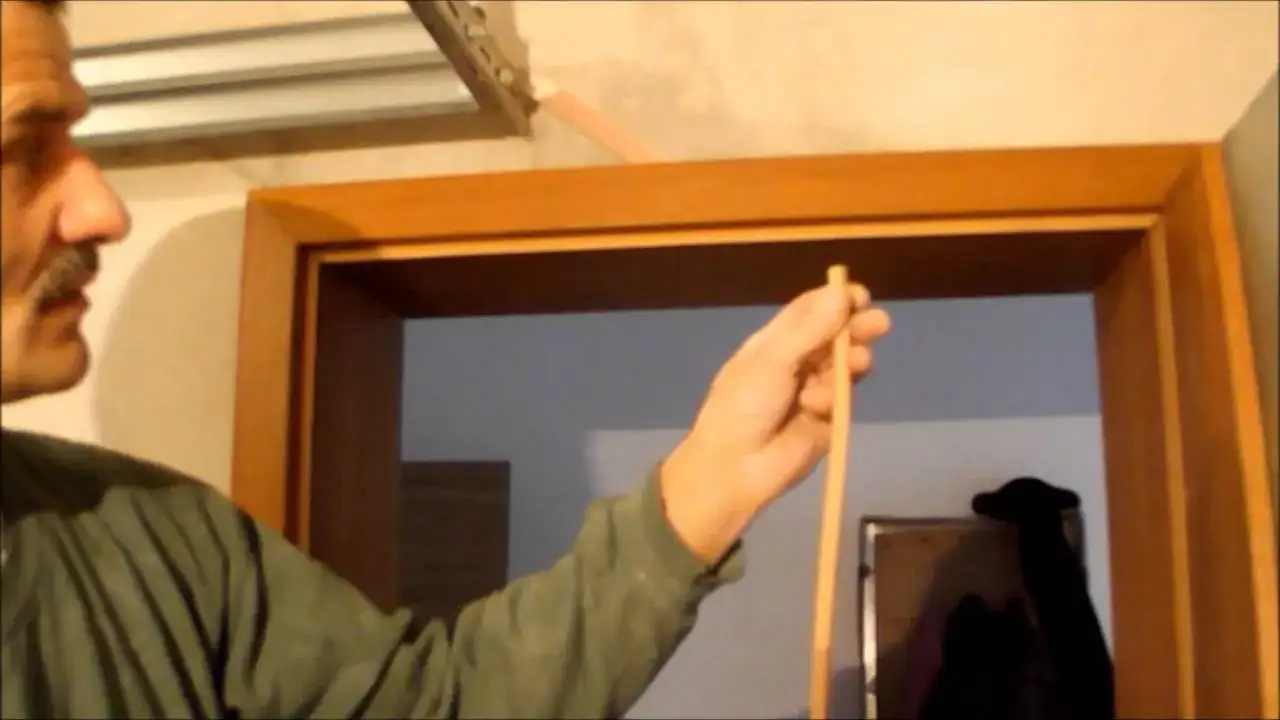 Uszczelka do drzwi KMT: typy, montaż i jak zapewnić szczelność drzwi?