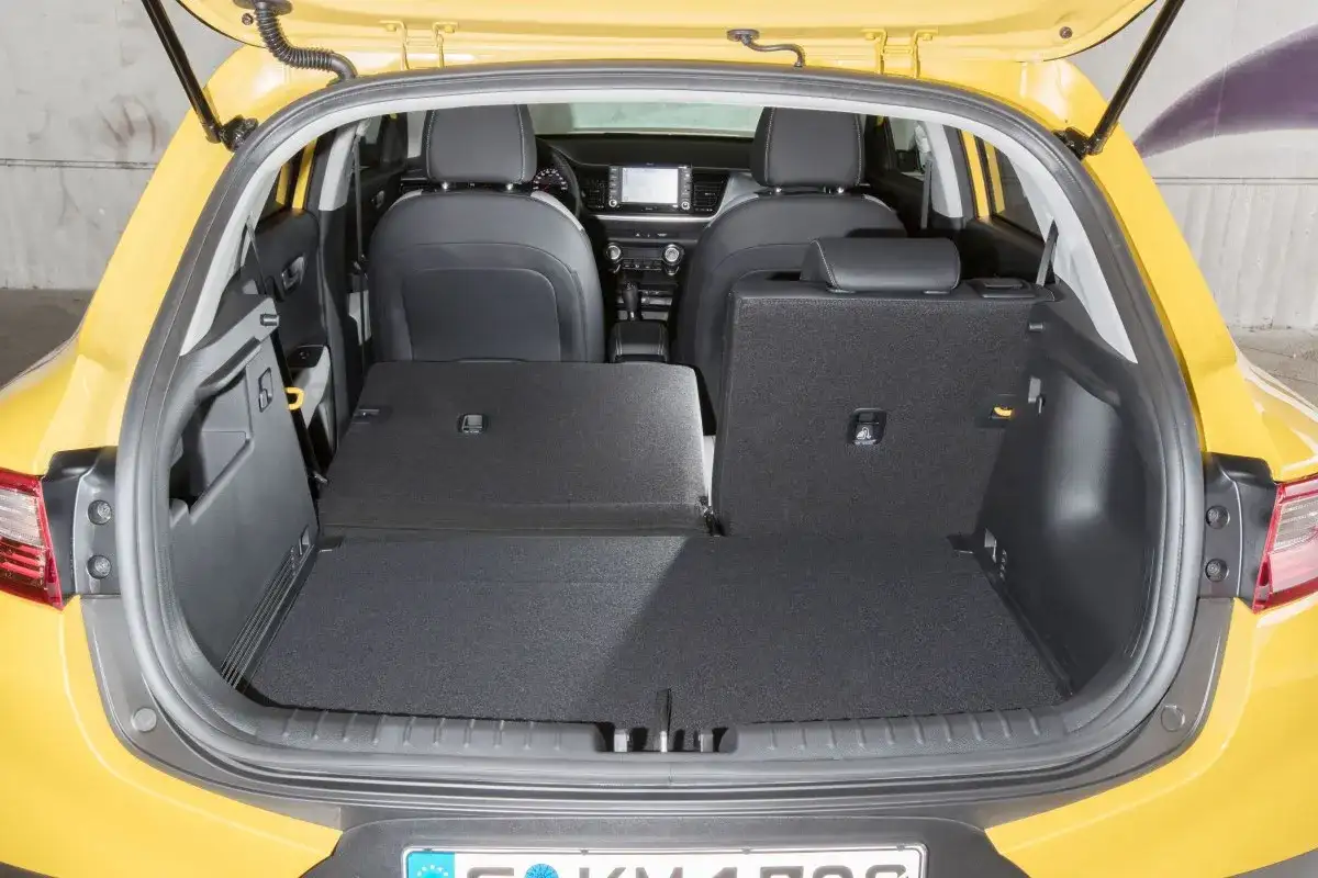 Kia Stonic: Wymiary, bagażnik i sekrety miejskiej zwinności