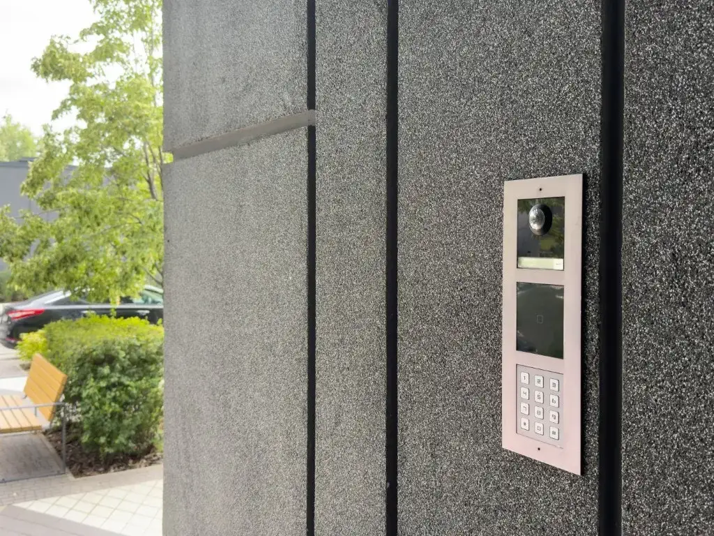 Jak podłączyć domofon 5-żyłowy w bloku: 8 kroków dla każdego