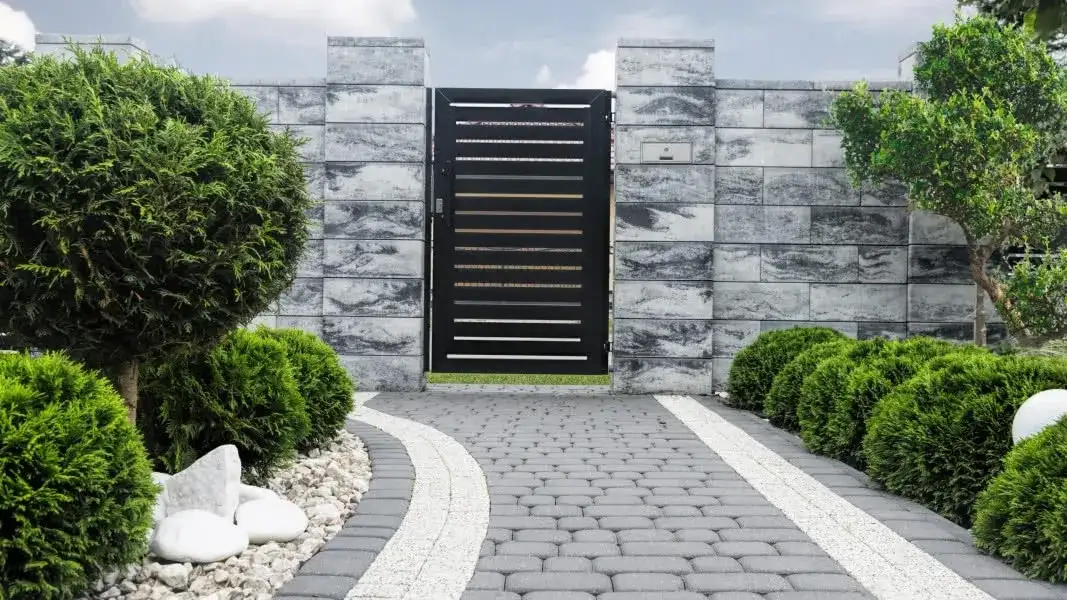 Ogrodzenie kaskadowe jak wykonać - uniknij najczęstszych błędów