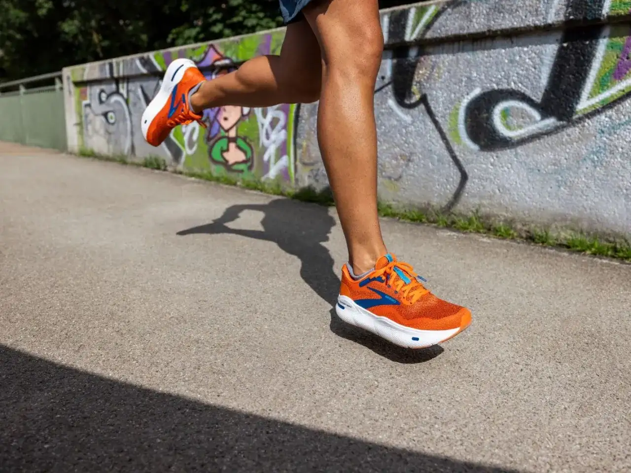 Jakie buty na ostrogi: Wybierz wygodne obuwie, które ulży bólowi