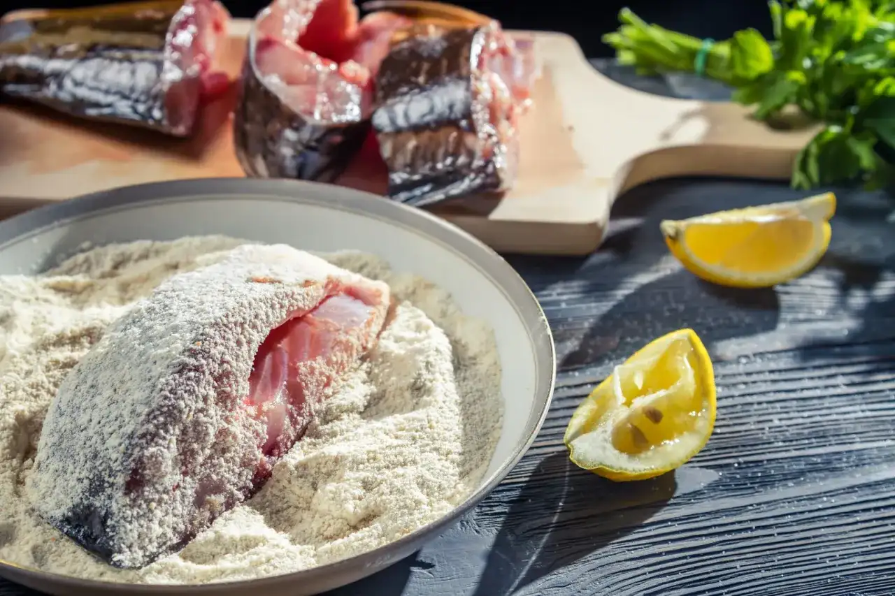 Na jakim ogniu smażyć rybę, aby uniknąć przypalenia i surowego środka?