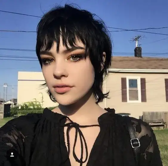 Włosy mullet - Jak uzyskać modny styl włosów mullet?