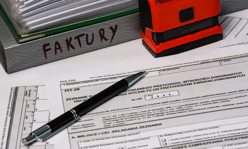 Podatek za wynajem mieszkania: jaki PIT wybrać, aby zaoszczędzić?
