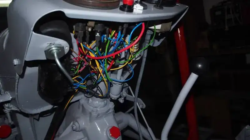 Ile kosztuje wymiana instalacji elektrycznej w ciągniku? Sprawdź ceny i czynniki wpływające na koszty