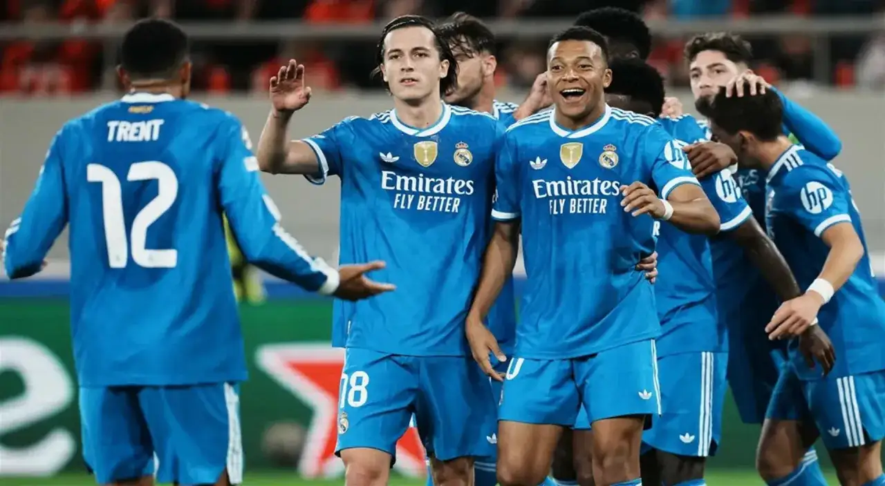 Piłkarze Realu Madryt świętują bramkę w Lidze Mistrzów. Gdzie oglądać mecze?