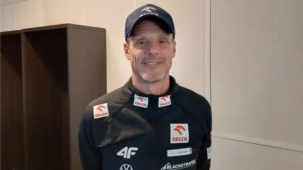 Kto jest trenerem polskich skoczków narciarskich? Oto zaskakująca odpowiedź