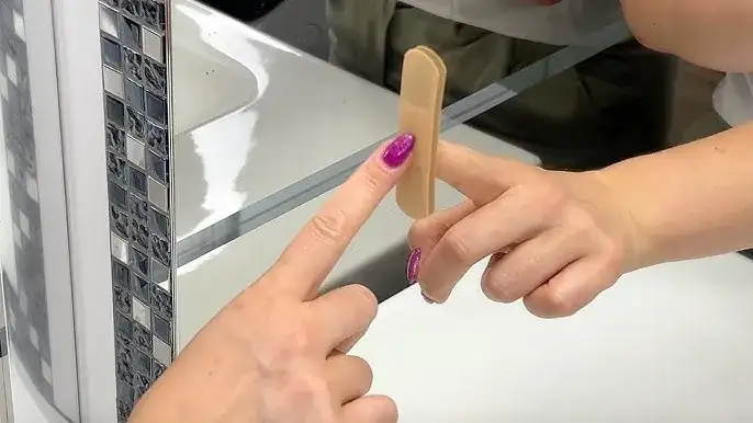 Prywatność zagrożona? Rozpoznaj lustro weneckie w 30 sekund!