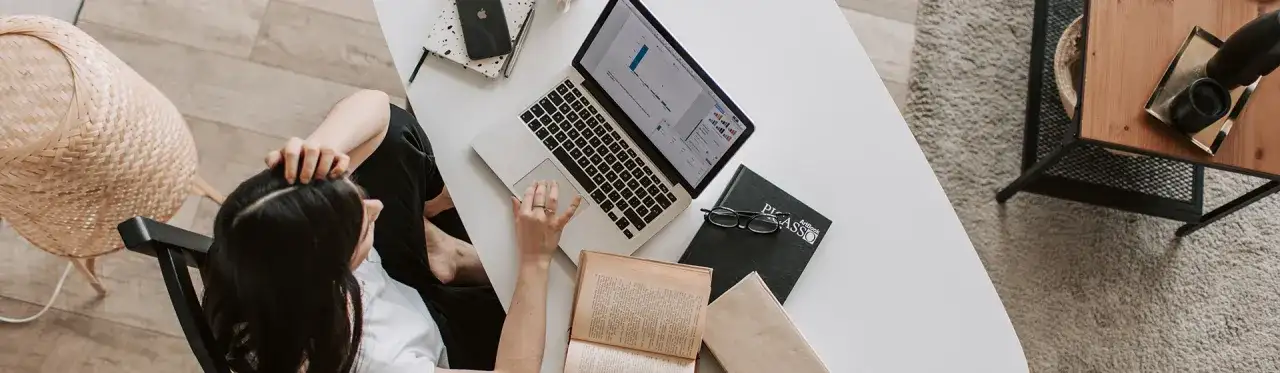 Co po studiach podyplomowych? Odkryj możliwości i korzyści