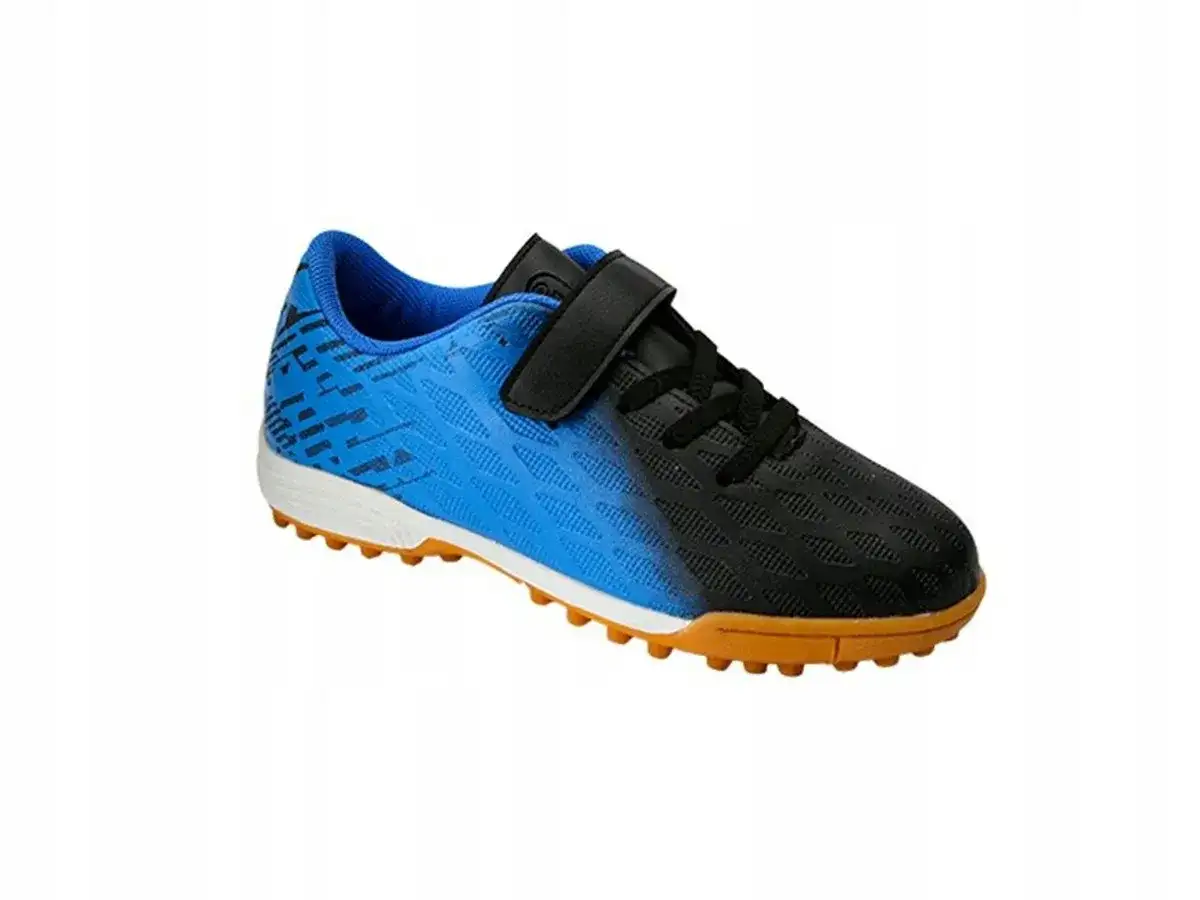 Turfy rozmiar 32: Jak wybrać idealne buty dla małego piłkarza?