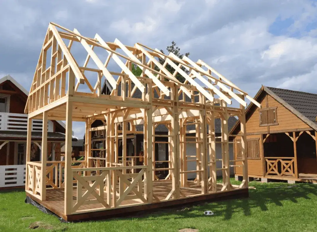 Ile naprawdę kosztuje budowa domku letniskowego 35m²? Sprawdź, jak uniknąć ukrytych kosztów!