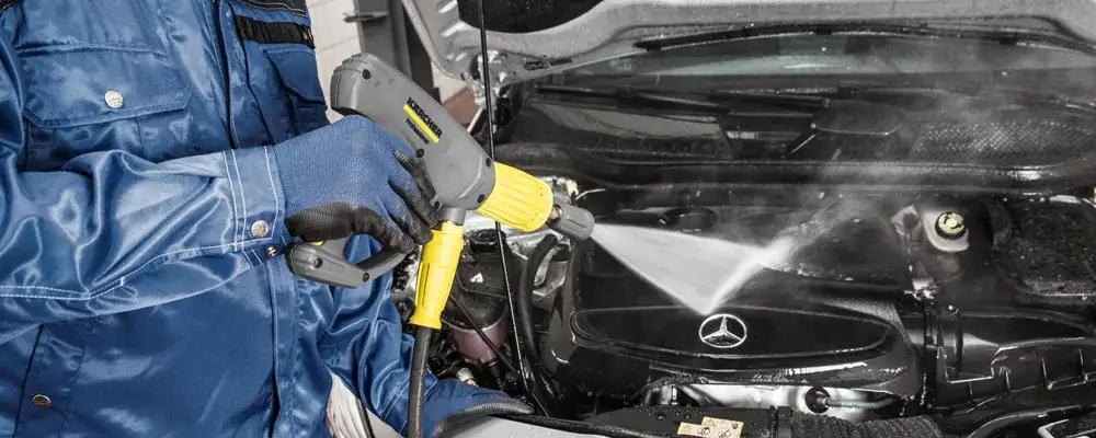 Czy można myć silnik Kärcherem? Oto bezpieczne sposoby i porady.