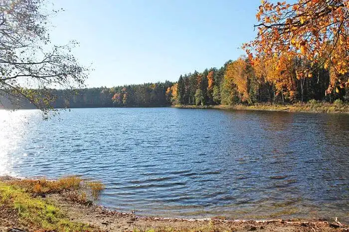 Jezioro Kiełpińskie w Kujawsko-Pomorskim: Idealne miejsce na wypoczynek