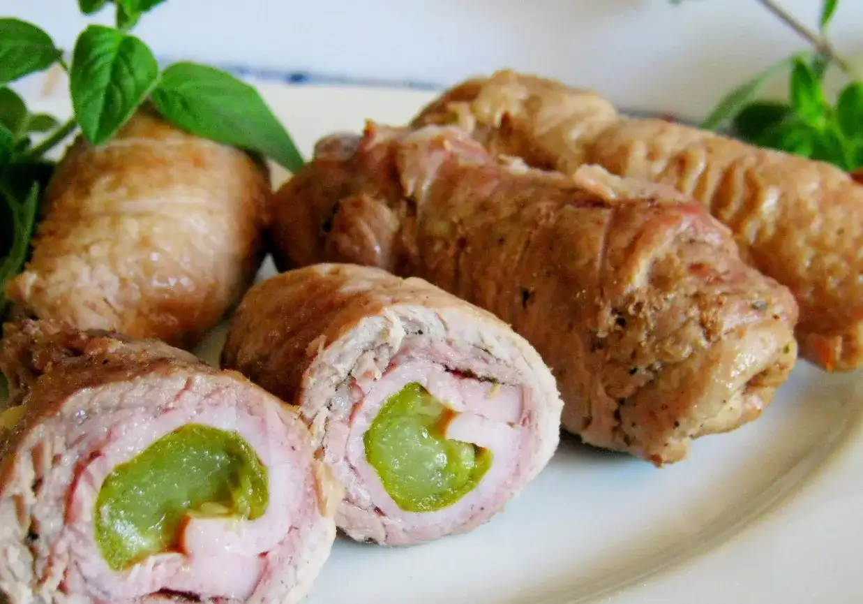 Jak smażyć rolady wieprzowe, aby były soczyste i nie opadały