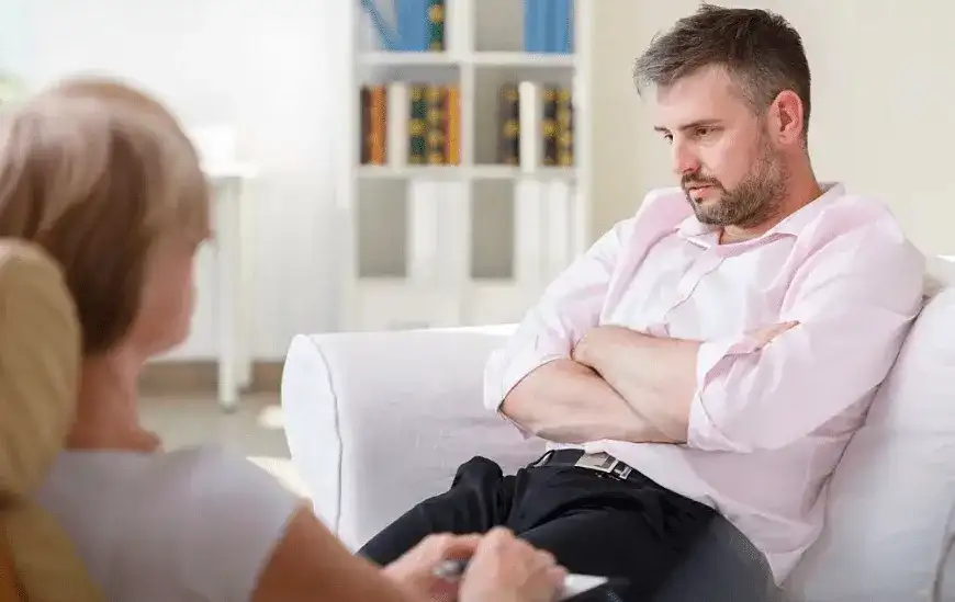 Jak postępować z alkoholikiem w ciągu, aby uniknąć tragedii?