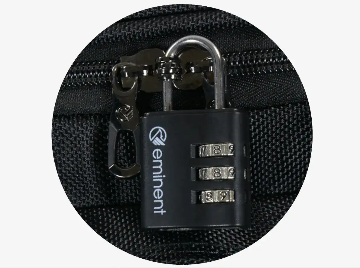 Jak zresetować kod w walizce i odzyskać dostęp do swoich rzeczy