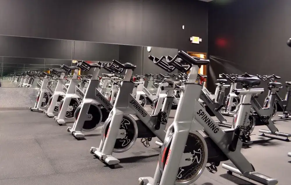 Gimnasio Buzanada: Servicios, horarios y opiniones que debes conocer