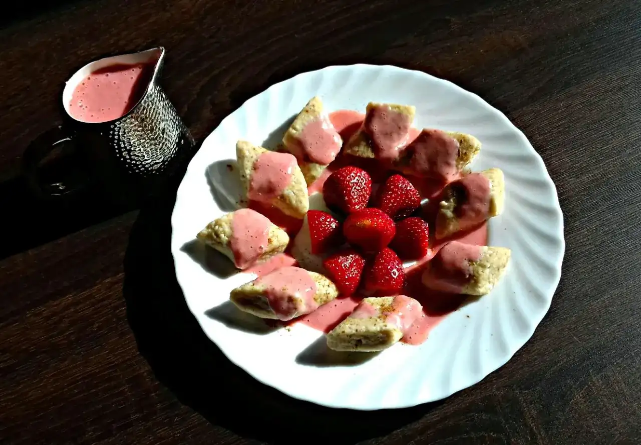 Z czym podawać kluski leniwe na słodko? Proste i pyszne pomysły na urozmaicenie dania