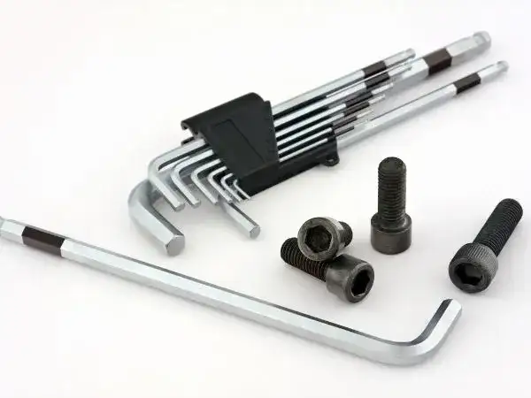 Jaki klucz do siodełka będzie najlepszy? 5 niezawodnych typów